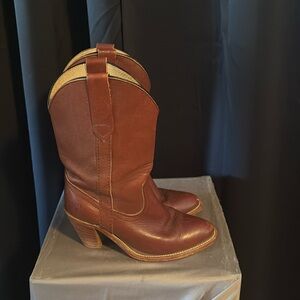 Frye women’s boots size 6B